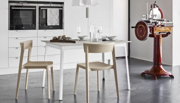 STÓŁ DOT CALLIGARIS